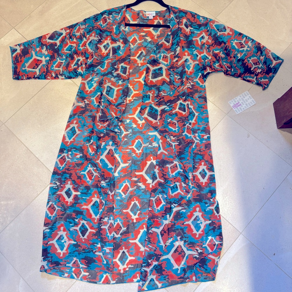 Brand New LuLaRoe Size M Teal, Coral, Brown, & White Print Shirley Kimono
